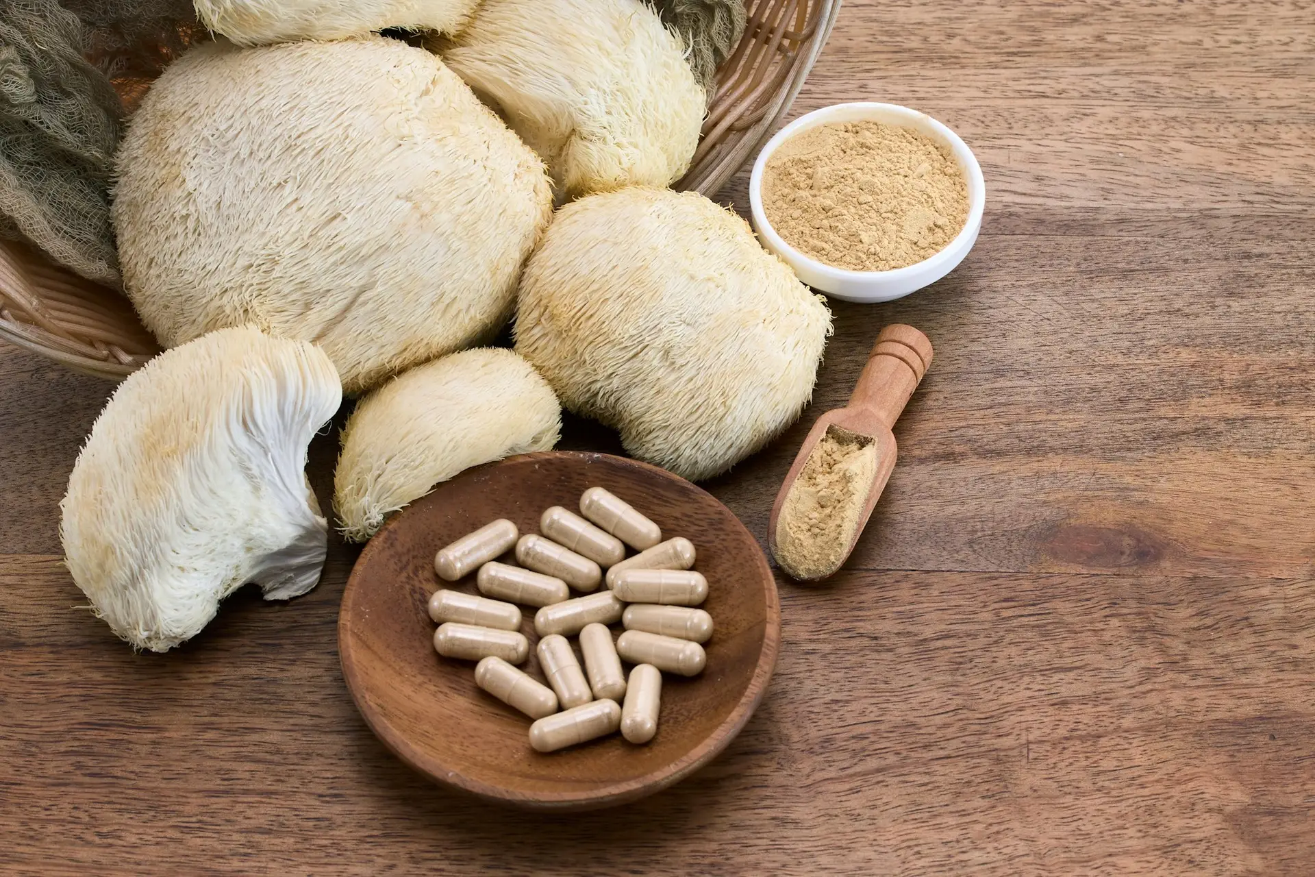 Natural Supplements with Lion's Mane Mushrooms